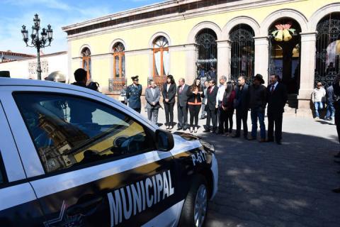 Entrega Alcaldesa de Tlaxco seis unidades nuevas para seguridad pública imagen 5
