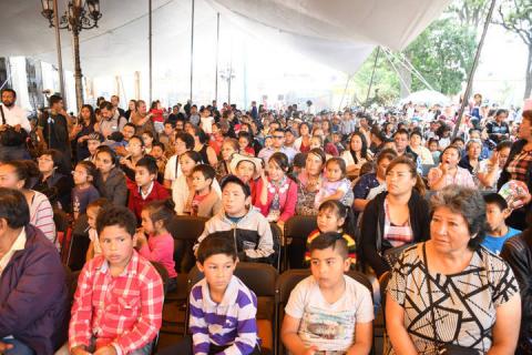 Celebra Tlaxco día del niño y comparte miles de sonrisas imagen 1