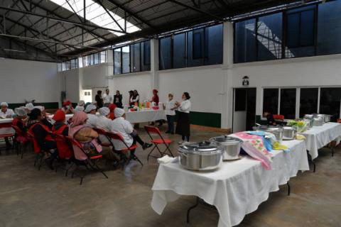 Estamos preocupados porque la alimentación de los niños sea la adecuada: AARP imagen 2