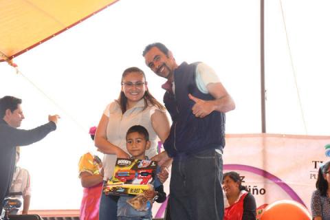 Celebra Tlaxco día del niño y comparte miles de sonrisas imagen 34