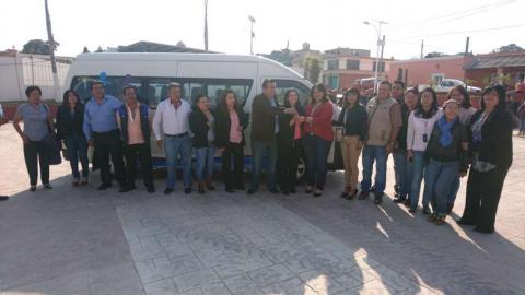 Homenaje y entrega de unidad en Tzompantepec imagen 1