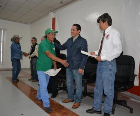 Ayuntamiento y grupo PULMEX reconocen a 26 Tlachiqueros imagen 2
