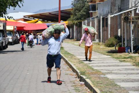 Acuerdan Tlaxco y tianguistas incrementar medidas preventivas por Covid-19 imagen 3