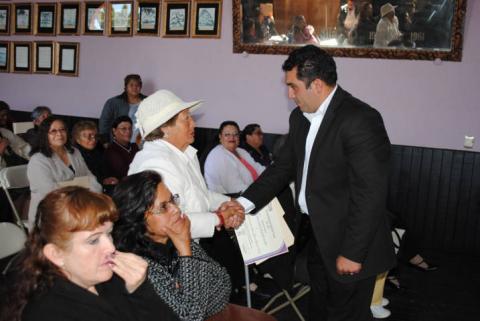El maestro nos enseña a superar obstáculos y forja nuestro futuro: alcalde imagen 4