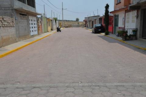 Alcalde mejora la imagen urbana de 2 calles con 881 m2 de adoquín imagen 1