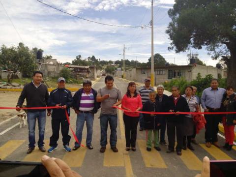Inaugura CLV pavimentación de calle Leona Vicario, en Amaxac imagen 1