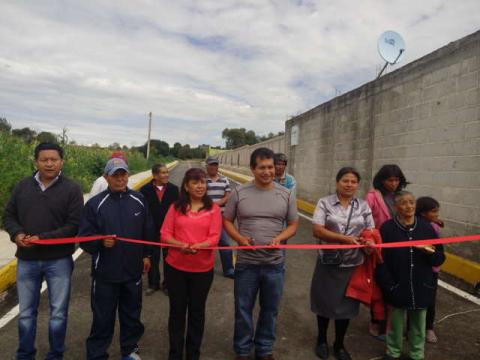 Inaugura CLV pavimentación de calle Leona Vicario, en Amaxac imagen 2