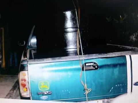 Decomisan hidrocarburo y armas en una casa de Nanacamilpa imagen 1