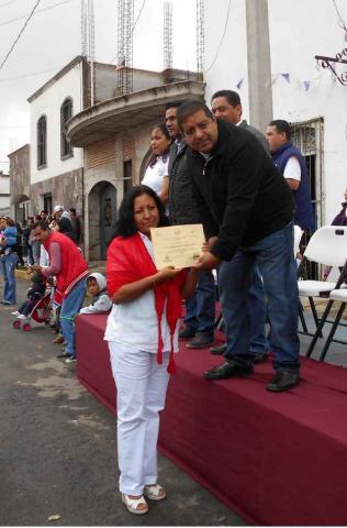 Autoridades de Tzompantepec presidieron el Desfile Cívico de Independencia imagen 2
