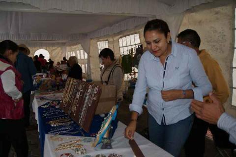 Inicia “Segundo Festival en el marco del avistamiento de Luciérnagas 2015” en Nanacamilpa imagen 9