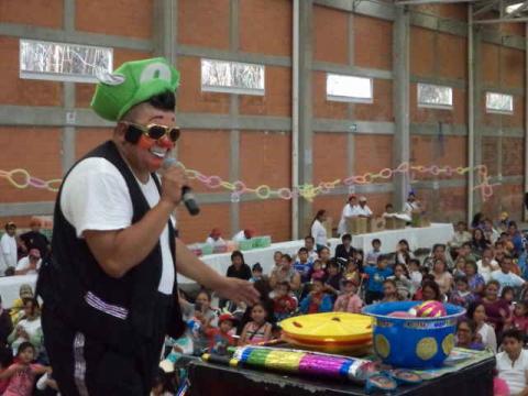 Mayúsculo doble festejo para niñ@s y mamás en Tzompantepec imagen 1