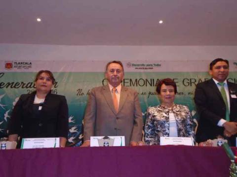 Clausuran ciclo escolar en escuelas de Tzompantepec imagen 2