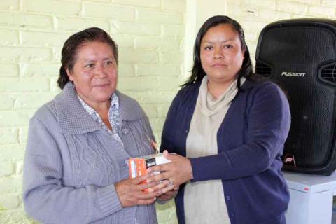 Premian a ganadores de fotografía antigua en Tetlanohcan imagen 2