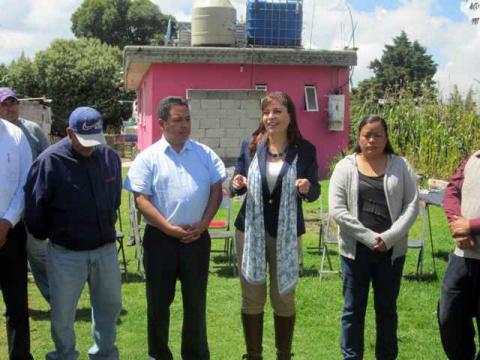 Exdiputada federal y autoridades de Tetlanohcan impulsan obra pública imagen 1