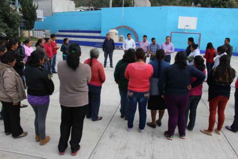 Inician trabajos de construcción en cinco techumbres de Nativitas imagen 1