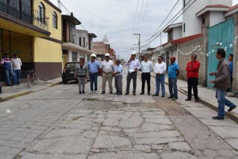 Alcalde pone en marcha obra de pavimentación en la calle Reforma de la Concordia imagen 1