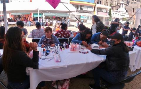 Gobierno Municipal de Contla, impulsa a mujeres emprendedoras para apoyar a su economía imagen 3