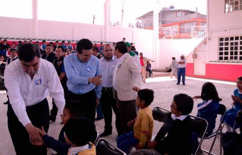 Entregan Ayto. de Tlaxcala y Ejecutivo estatal obras de infraestructura educativa e hidráulica en la capital imagen 2