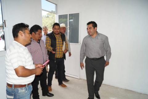 Alcalde mejora la calidad de vida de 10 familias con un cuarto dormitorio imagen 1