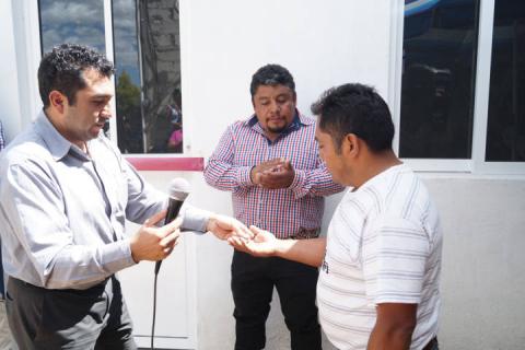 Alcalde mejora la calidad de vida de 10 familias con un cuarto dormitorio imagen 3