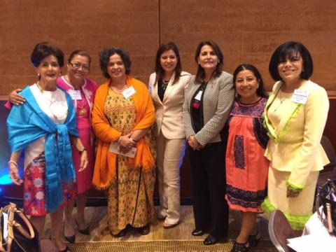 Participa Aurora Aguilar en el mayor foro mundial de mujeres celebrado en Brasil
