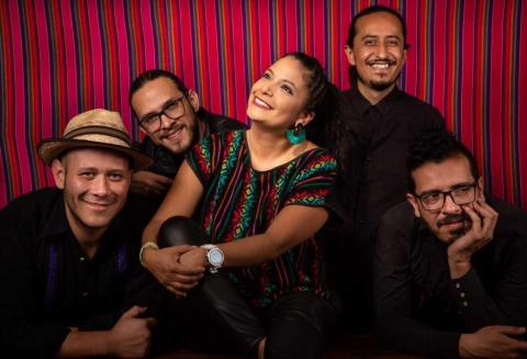 Eblin Ruan y Los de Cajón llegan al Palacio de Cultura en Tlaxcala imagen 3