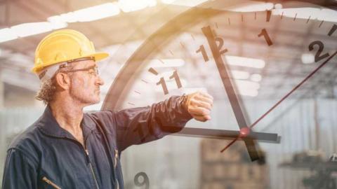 Reducción de jornada laboral atraerá crisis a las empresas, advierte CANACINTRA