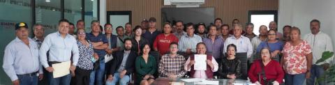 Gobierno de Apizaco firma acuerdos con representantes del transporte público para mejorar la movilidad imagen 2