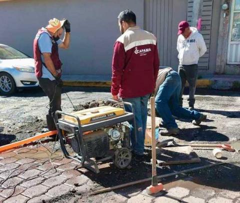 Javier Rivera refuerza la atención a reportes de fugas de agua en Apizaco imagen 1
