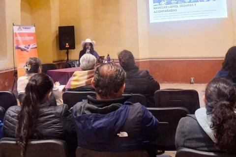 Ayuntamiento de Tlaxcala continúa con los 16 días de activismo contra la violencia hacia las mujeres ahora con el taller: Redes Sociales Seguras imagen 3