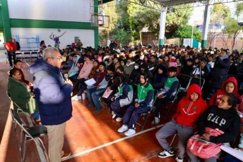 Llama SEPE-USET a fortalecer la comunicación familiar para brindar soporte emocional a estudiantes imagen 2