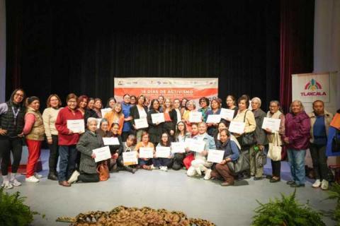 Gobierno municipal cierra los 16 días de activismo y reconoce el trabajo de las mujeres imagen 2