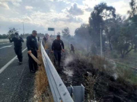 Tras coordinación exitosa, se logra sofocar incendio de pastizales en Totolac