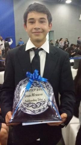 Galardonan a alumnos del IMM con reconocimientos por la participación en Modelo de Naciones Unidas 2015 imagen 2