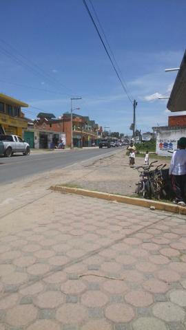 Momento cuando entra fuerza pública en Huactzinco.