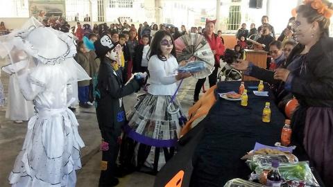 Preservan tradición del Día de Muertos en Tzompantepec imagen 1
