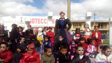 Preservan tradición del Día de Muertos en Tzompantepec imagen 2