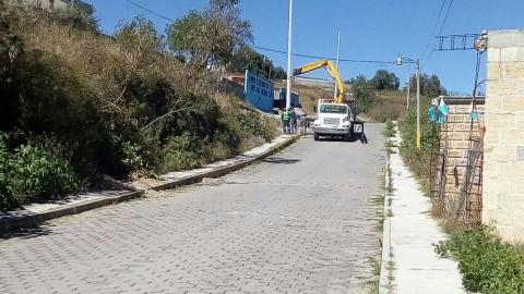 Alcalde pone en marcha trabajos de electrificación en Bugambilias y Caracoles imagen 1