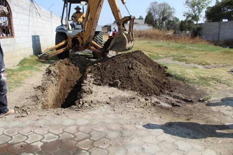 Pérez Juárez puso en marcha los trabajos de la ampliación de la red de agua imagen 1
