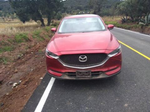 Detiene policía de Tlaxco a huachicolero y recupera dos unidades robadas imagen 2
