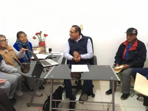 Se reúne Presidente de Ixtenco con Mayordomos de San Gabriel primero y segundo imagen 2