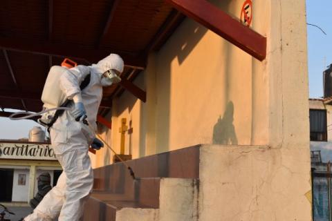 Intensifican acciones preventivas en Nativitas, inicia sanitización