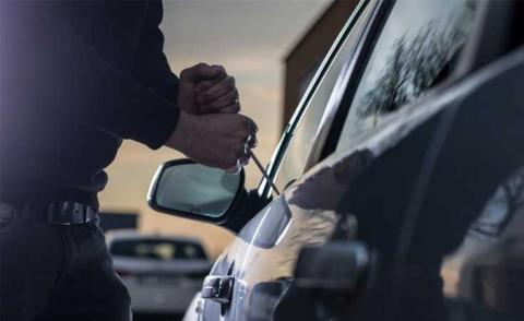 El colmo en Acuamanala, ladrones ingresan a una casa para robar un carro