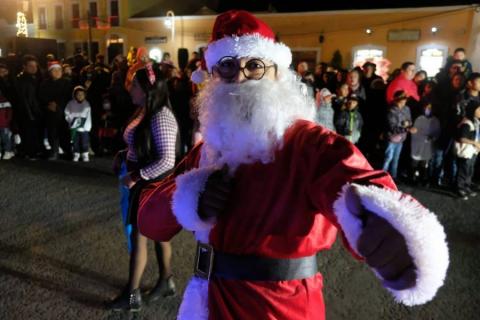 Realizan el tradicional desfile navideño en Tlaxco imagen 2