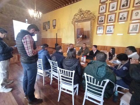 Autoridades combaten incendio forestal en Tlaxco imagen 2
