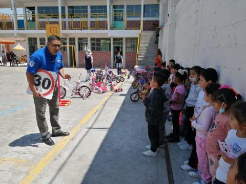 Realizan pláticas en escuelas de Apizaco en beneficio de una convivencia sana imagen 3