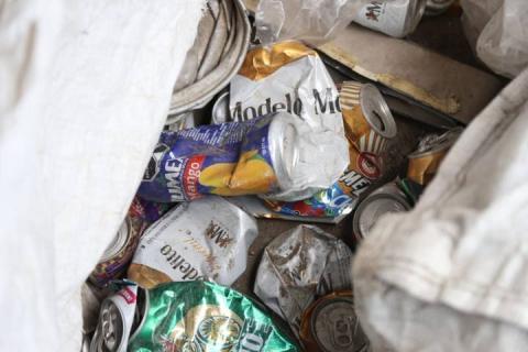Material de reciclaje, sobre la carretera federal Tlaxcala-Texmelucan imagen 5