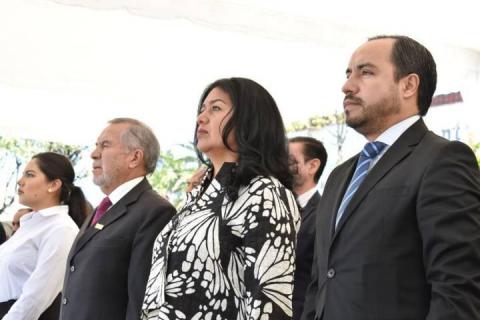 Entregan en Apizaco mérito ciudadano a la Escuela Secundaria Federal Número 1 imagen 4
