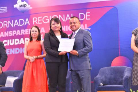 Destaca gobierno de Apetatitlán tres claves para lograr una administración mejor evaluada imagen 2