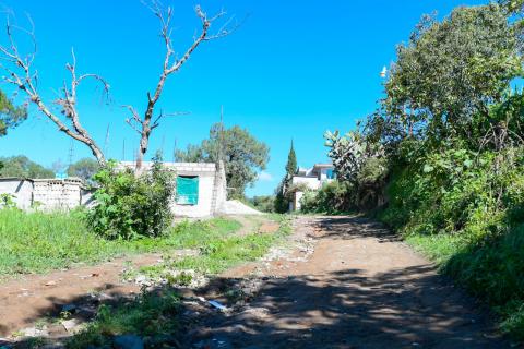 Ejecutan obra de drenaje en la calle Zahuapan en la comunidad de Belén Atzizimititlán imagen 5